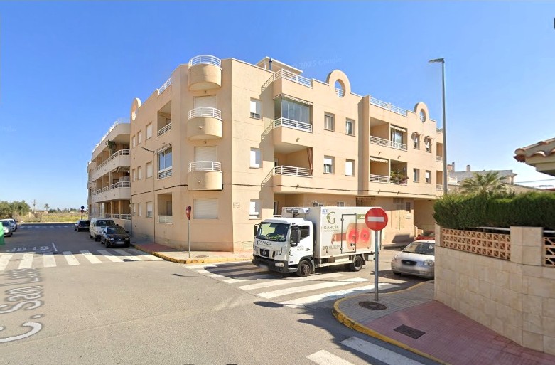 Venta_apartamento_2d_con_piscina_Los_Montesinos