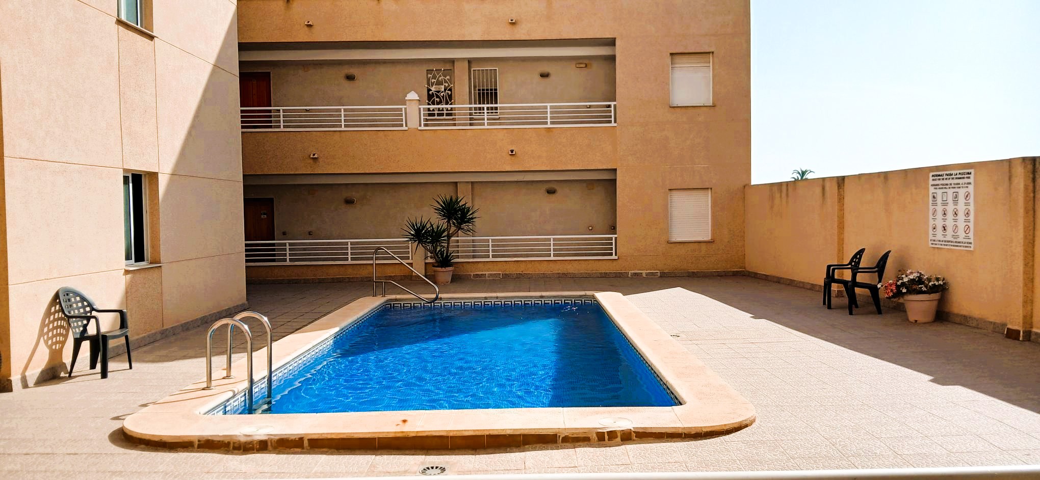 Venta_apartamento_2d_con_piscina_Los_Montesinos