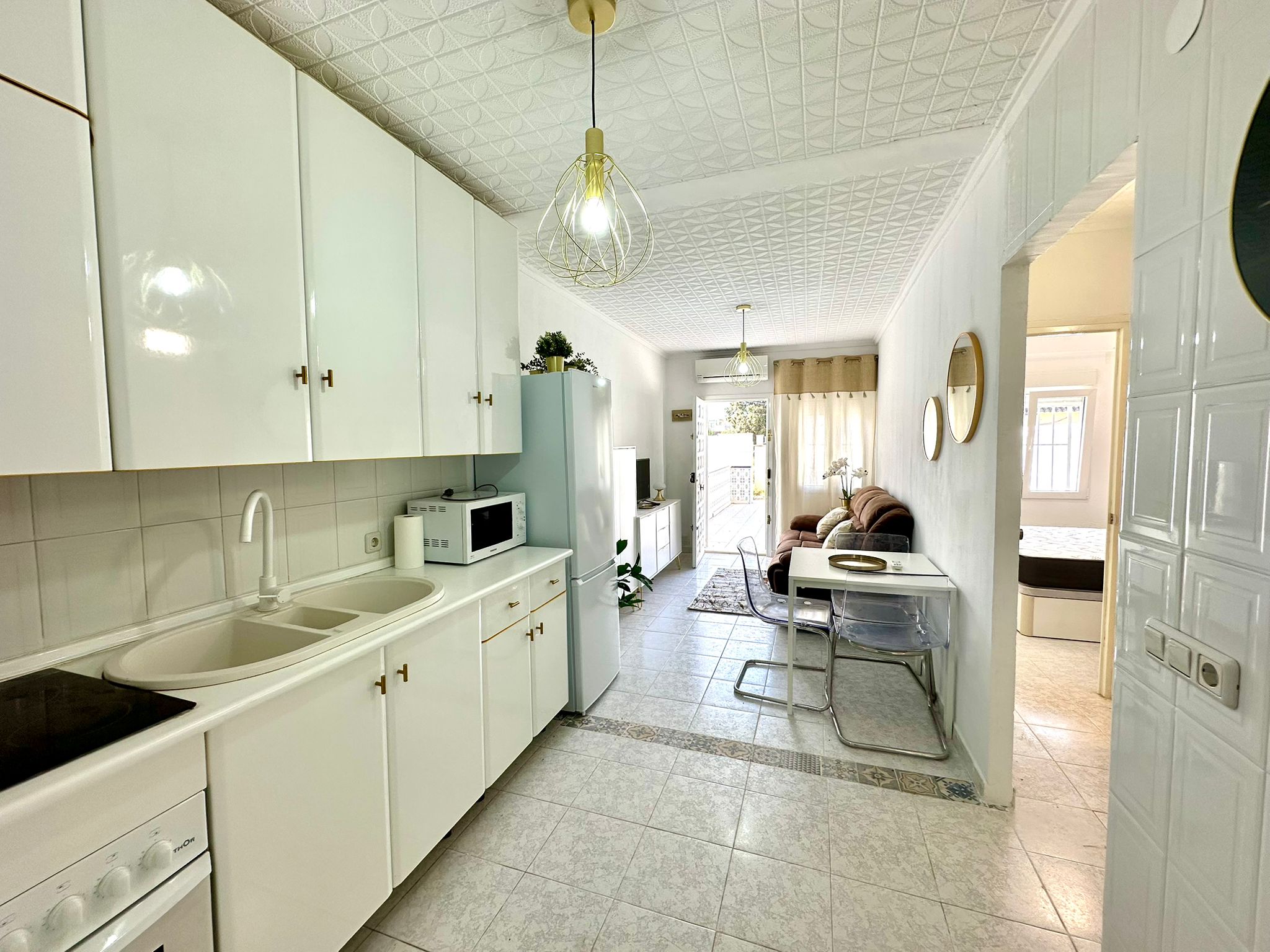 Venta_bungalow_esquina__sin_vecinos_arriba_Torrevieja