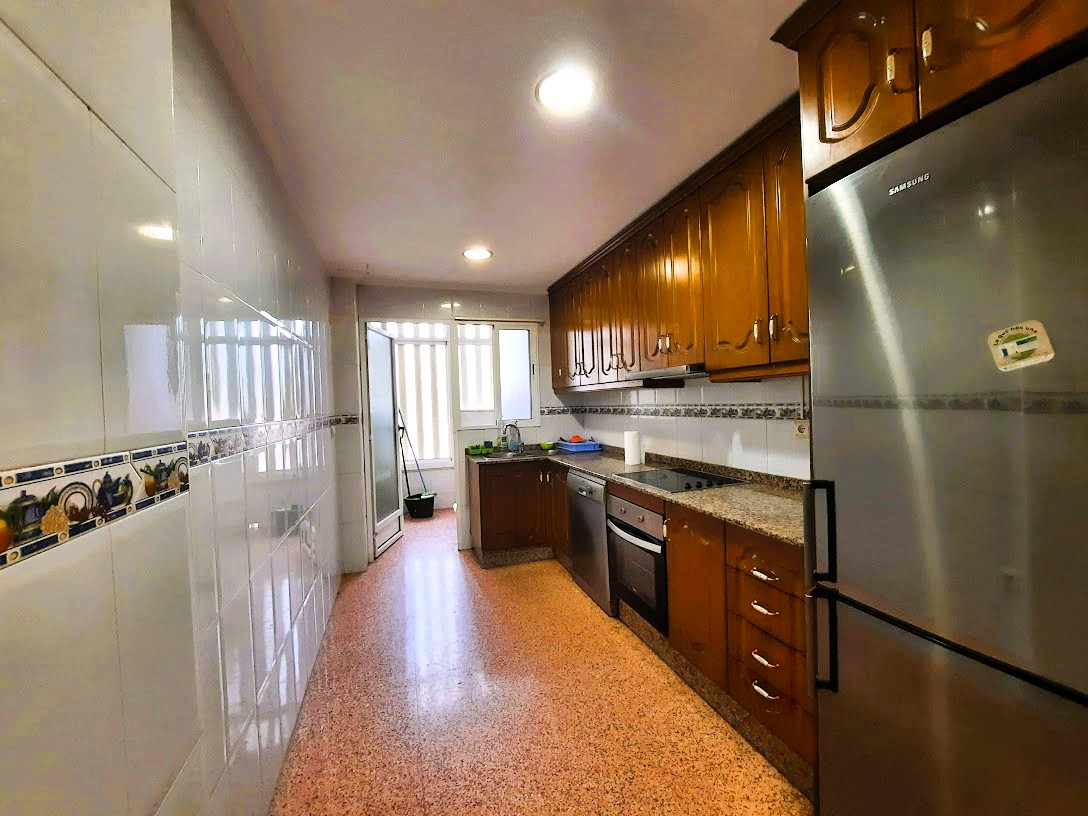 Alquiler_piso_3d_2b_centro_Torrevieja