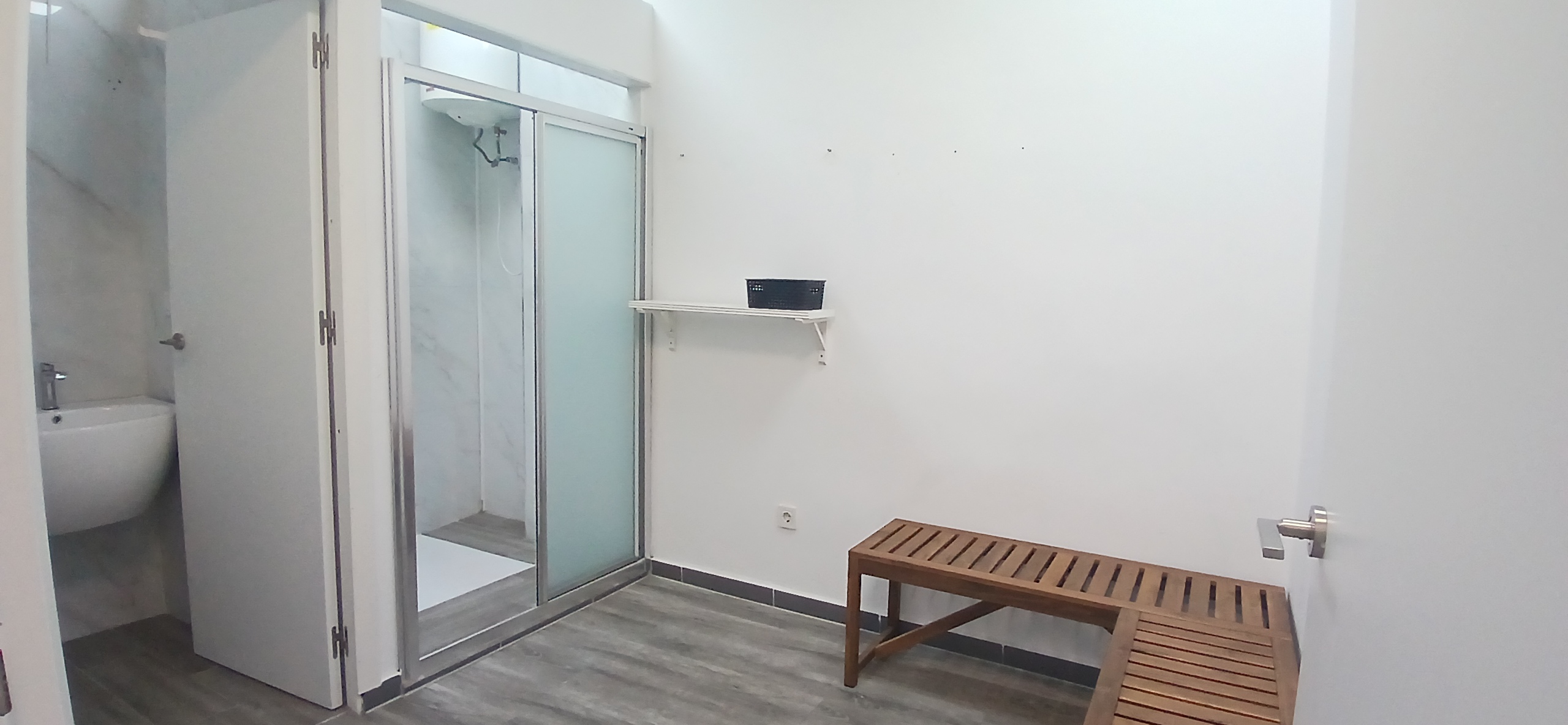 Alquiler_local_150_m2_esquina_centro_Torrevieja