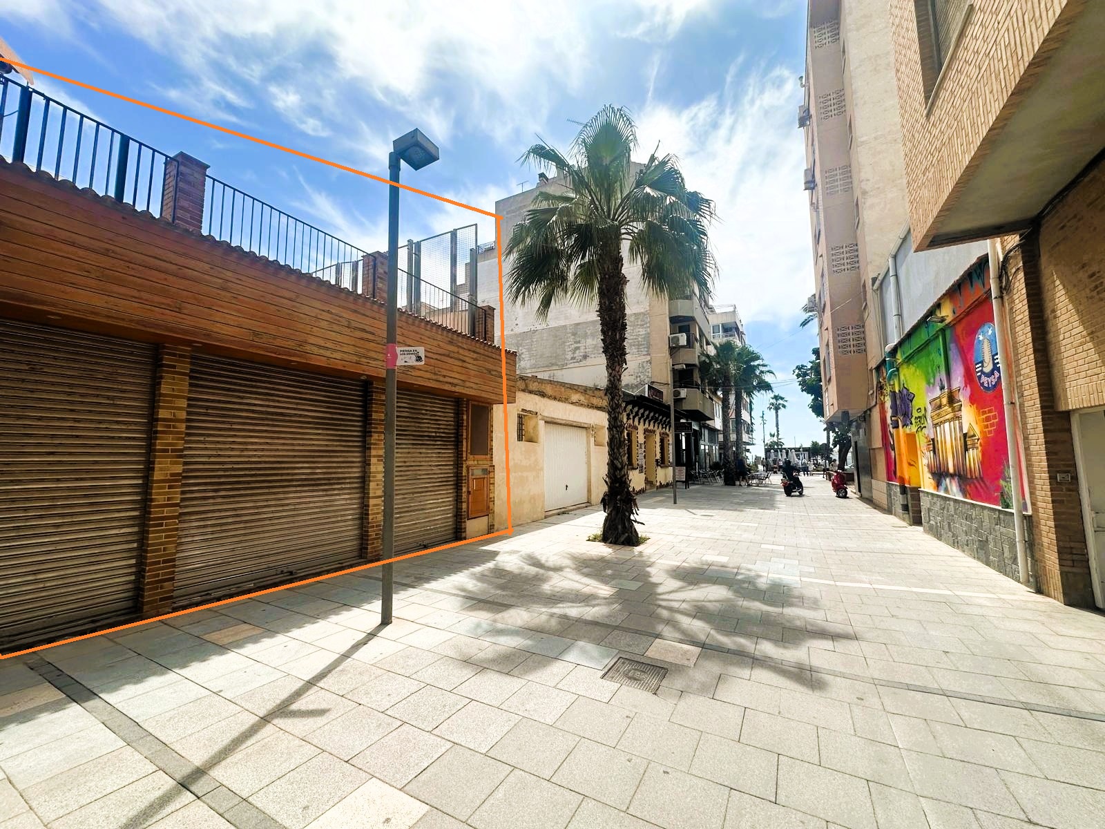 Alquiler_con_traspaso_en_el_paseo_Marítimo_Torrevieja